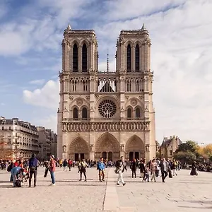 Studio Calme Et éclairé Proche De Nation A France