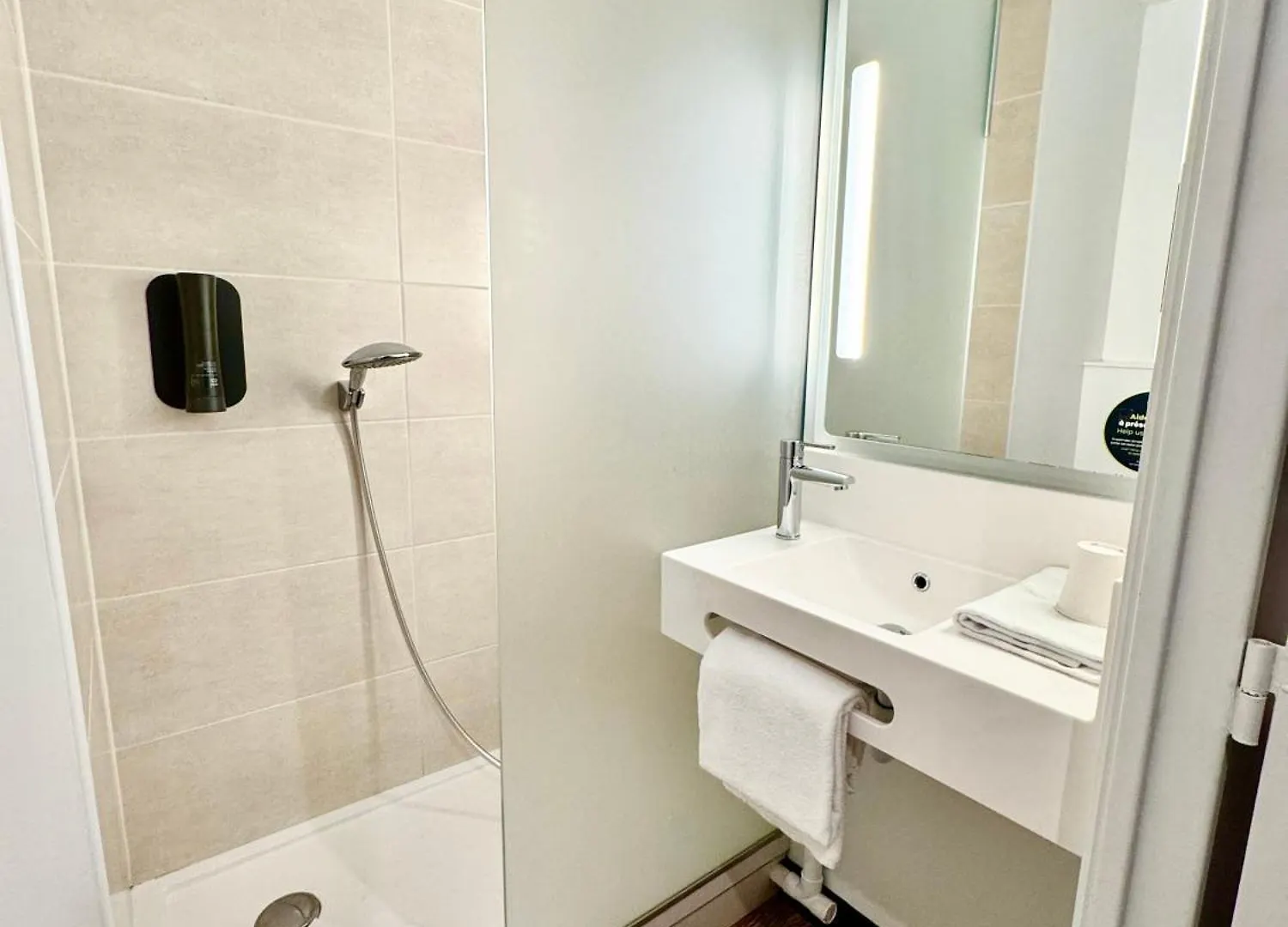 B&B Hotel Lille Centre Grand Palais Francia